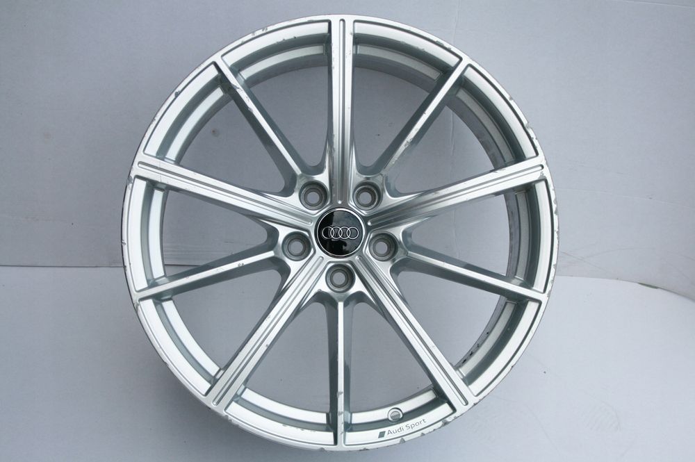felga 19x8 et26 oryginał audi rs4 b9 8w0601025cp