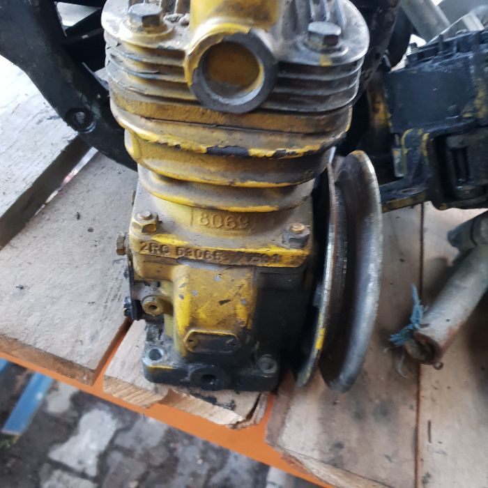 koparka atlas 1404 silnik deutz bf4l913 sprężarka powietrza rozrusznik