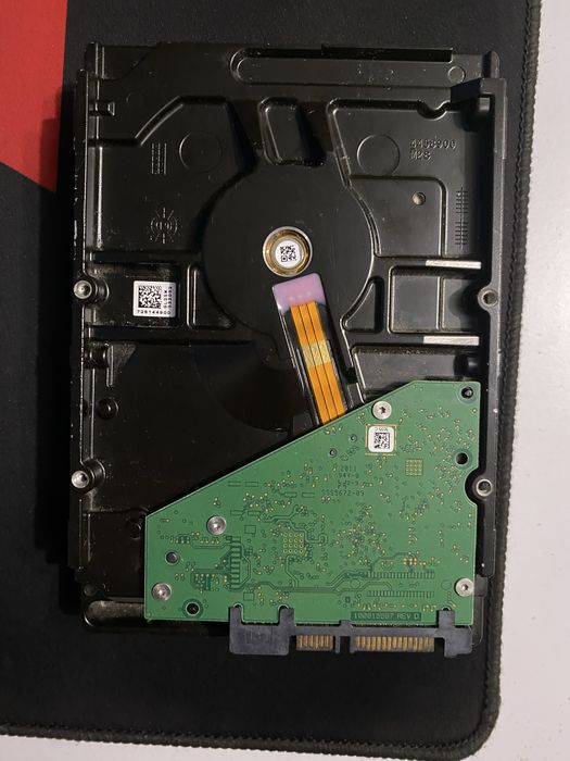 Жорсткий диск 6TB Seagate SkyHawk (ST6000VX001)