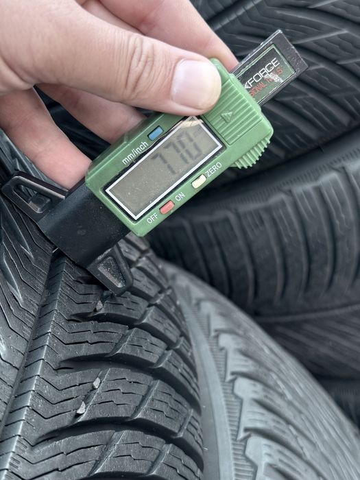 235 55 19 Michelin Pilot Alpin 5 SUV 90% 2025 Шини Зима