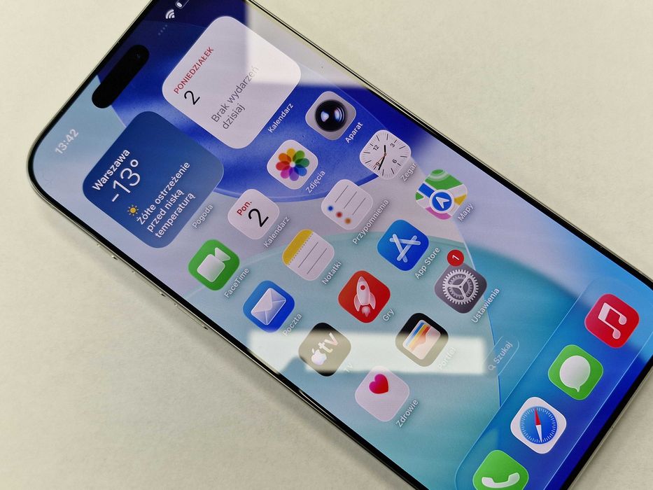 Iphone 16 PRO MAX 256GB/ White/ A3296/ Bateria 100%/ Grade A + ładowar