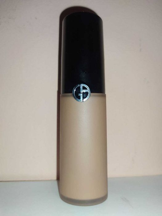 Консилер для обличчя Giorgio Armani luminous silk