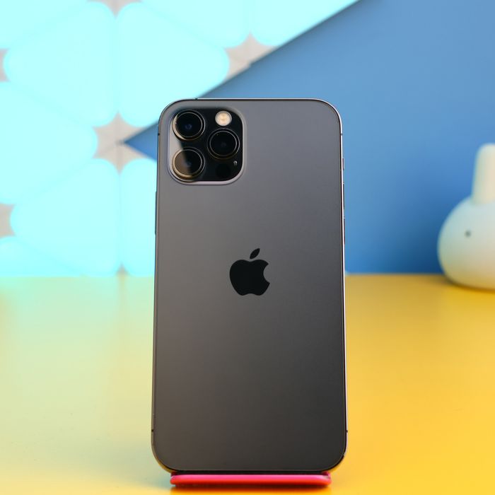 Смартфон Apple iPhone 12 Pro 256GB Graphite (176800) Б/У З ГАРАНТІЄЮ