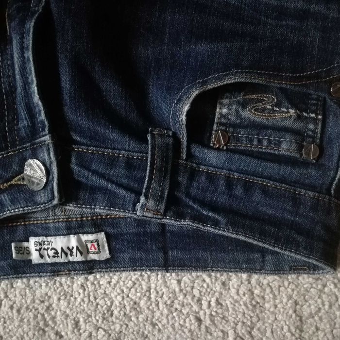 Dżinsy S ciemny granat