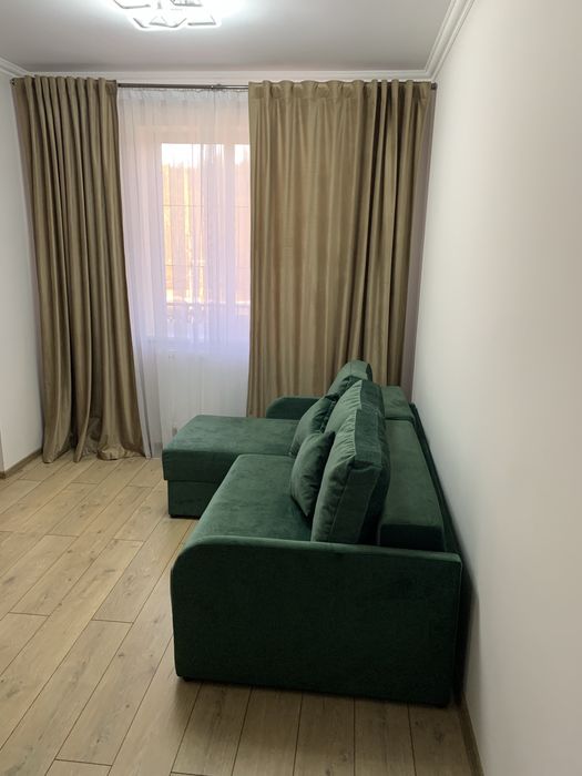 Продам двохспальний диван