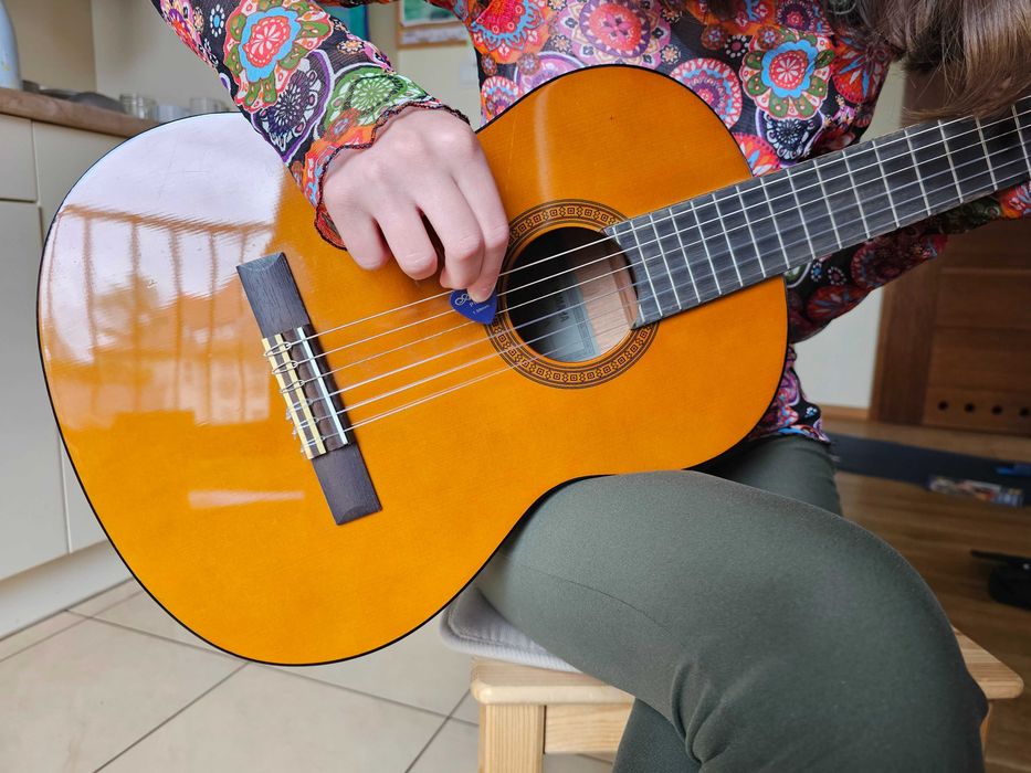 Gitara Yamaha CGS102A rozmiar 1/2 + akcesoria