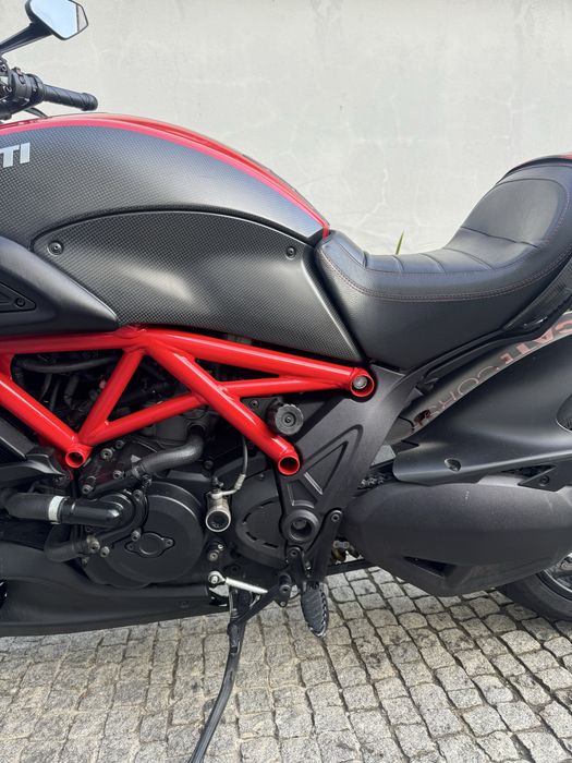 Ducati Diavel Carbon