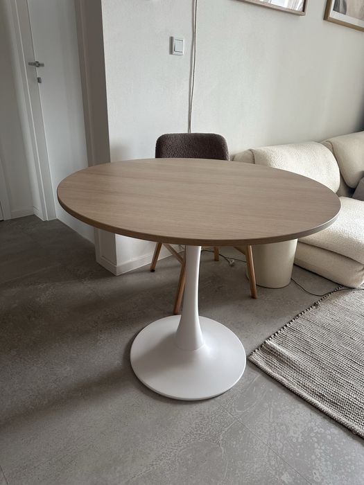 Stół okrągły 90 cm – Styl Tulip / Skandynawski – Dąb & Biel