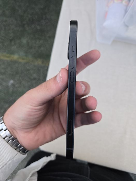 iPhone 15 256GB Preto
