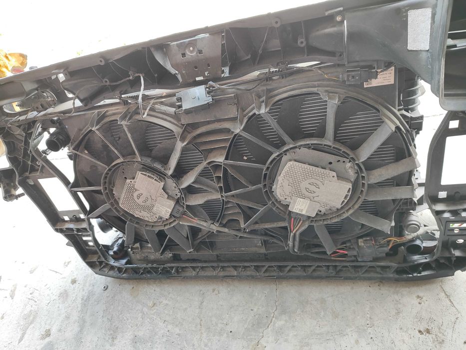 Audi A8 D4 3.0 TDI pas przedni wzmocnienie czołowe