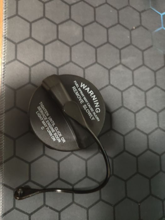 Кришка топливного бака mitsubishi outlander, galant, eclipse