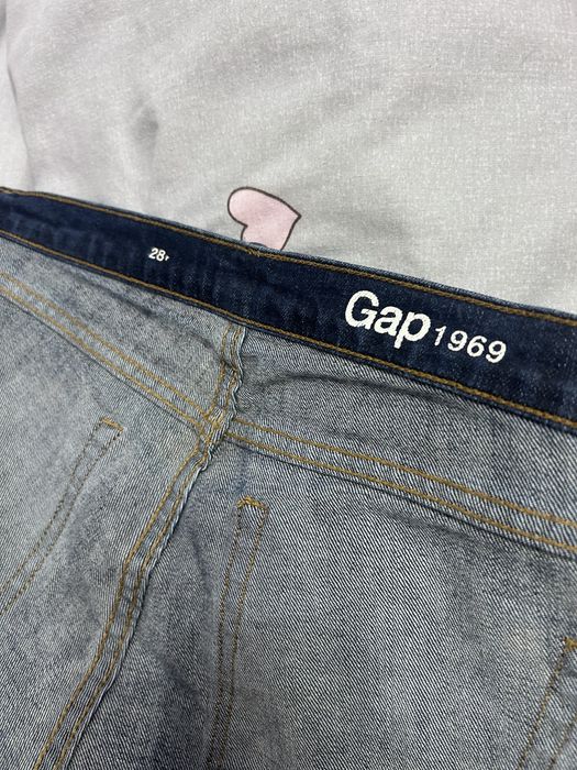 Джинси gap вузькі