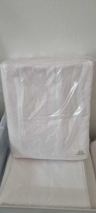 Toalhas, lençóis, resguardos, capas