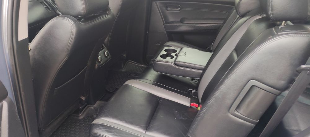 Мазда СХ 9  8800₴ возможен обмін