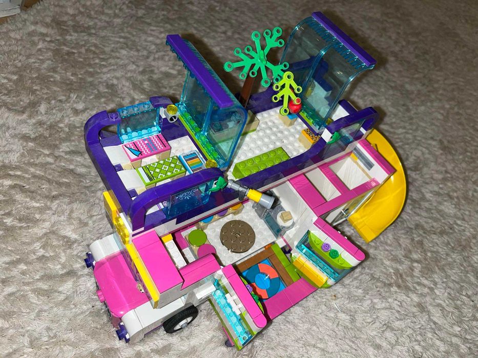Zestaw LEGO Friends Autobus Przyjaźni