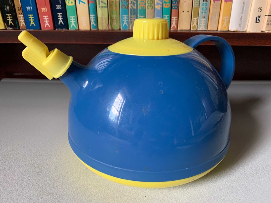 Plastic Tea Pot443109326801479681