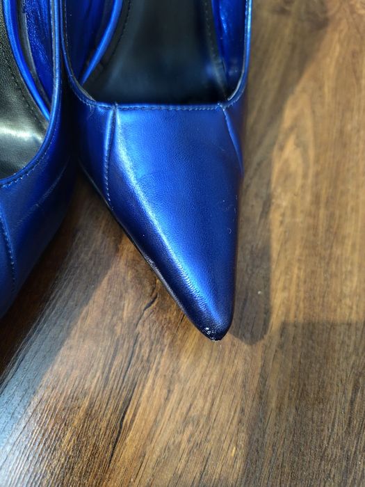 Buty na obcasie metaliczny kolor