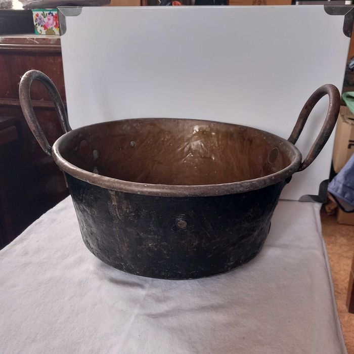 Conjunto de três tachos em cobre