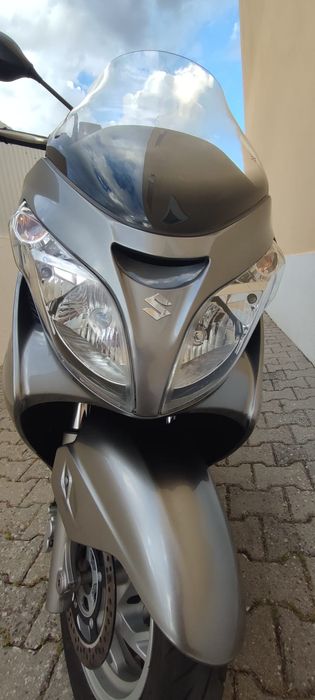 Suzuki Burgman 400