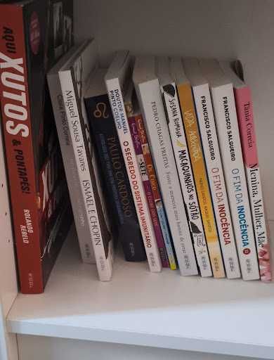 Livros novos e nunca manuseados a partir de 10 Euros
