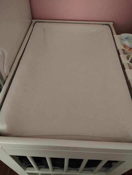 Conjunto Trocador IKEA GULLIVER + Muda-fraldas VÄDRA + Cestos ÖNSKLIG (Como Novo)