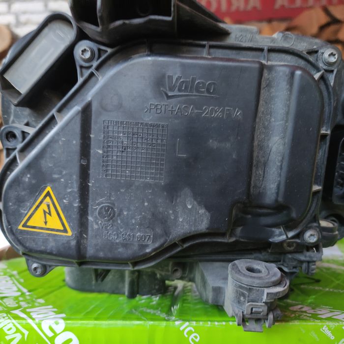 Продам фару левую W golf 7
