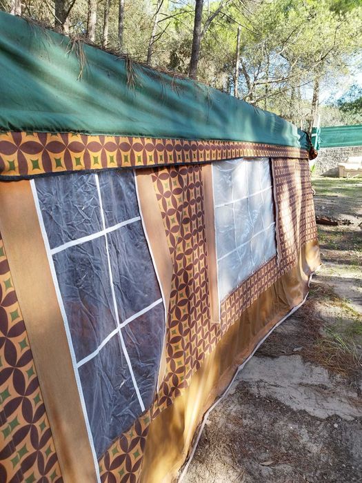 Tenda de campismo 2 quartos+sala+cozinha