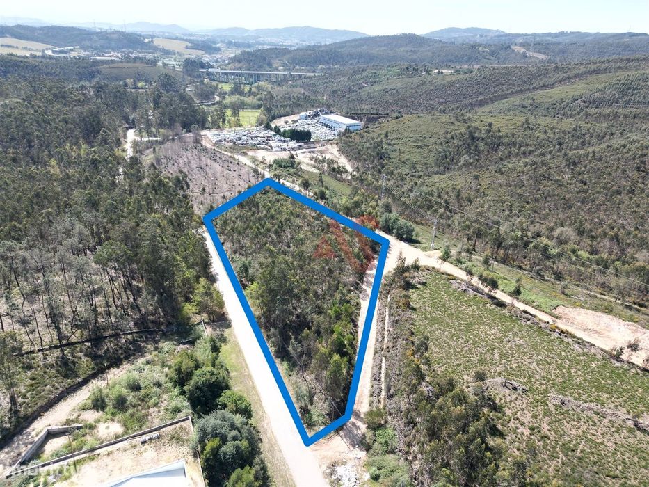 Terreno Industrial com 8.800 m² em Sobrado, Valongo