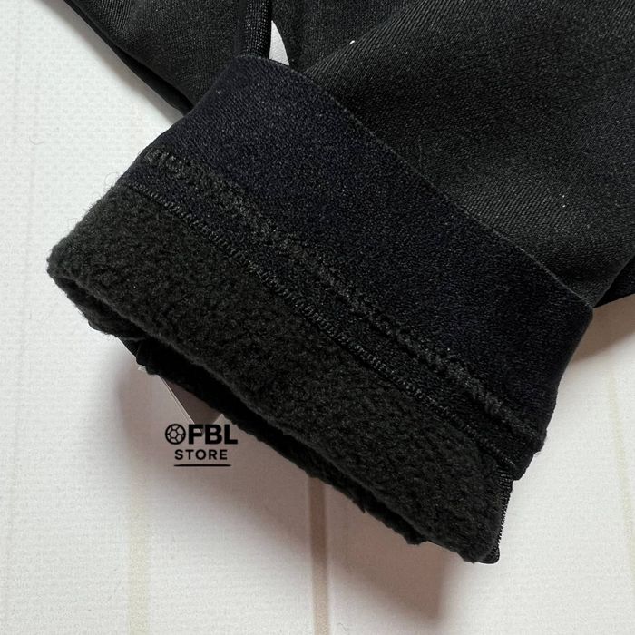 Рукавиці Nike HyperWarm для футболу, бігу чи тренувань