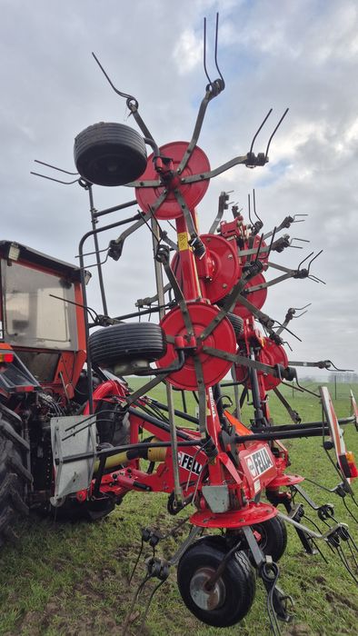 Przetrząsarka do siana Fella TH 900 D Hydro  9m