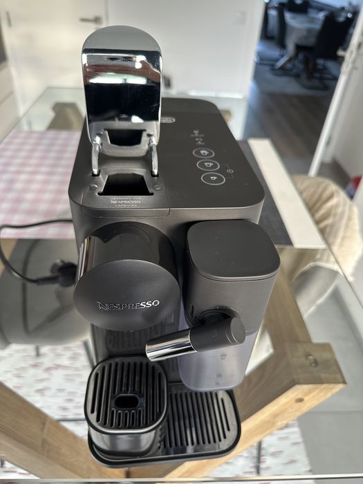 Máquina café - Nespresso