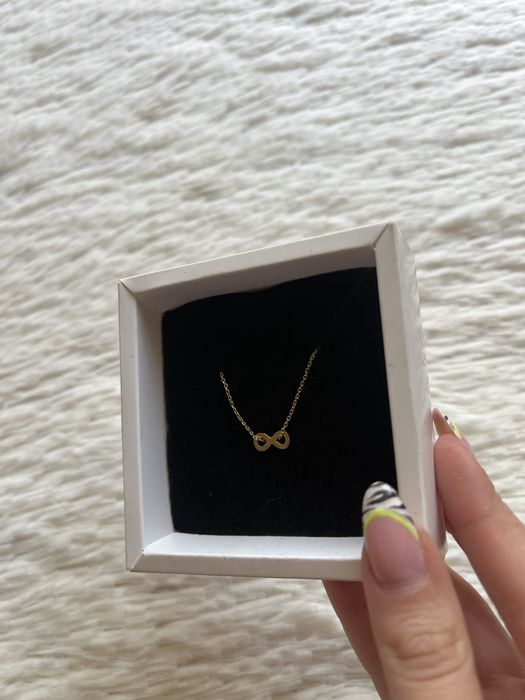 naszyjnik ze znakiem nieskończoności srebro 925