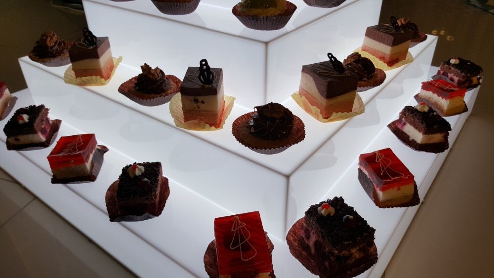 Słodka piramida HIT producent