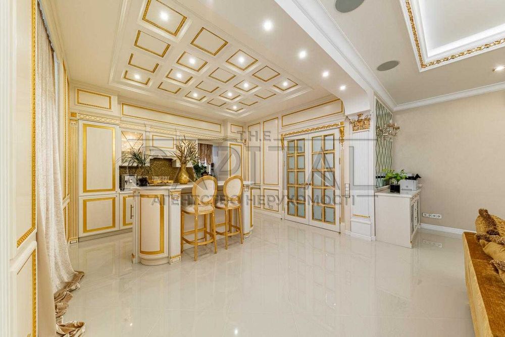 Продаж 3-поверхового будинку, 332м2, Солом'янський р-н, Батиєва Гора