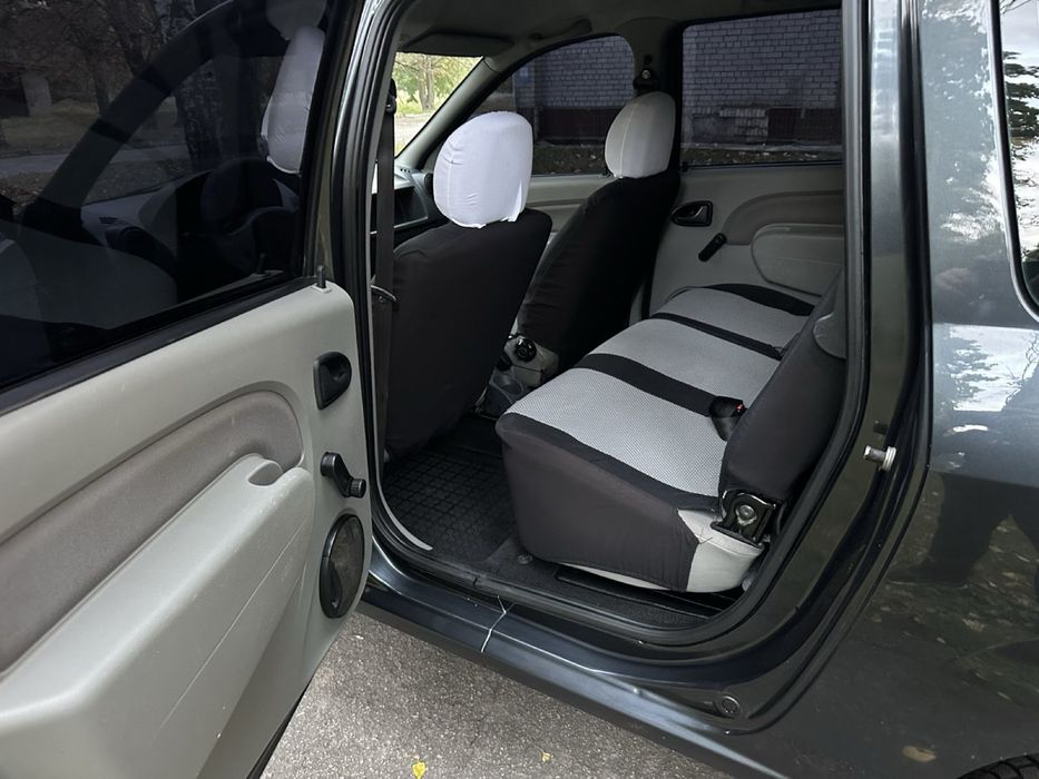 Продам Dacia Logan MCV  2008