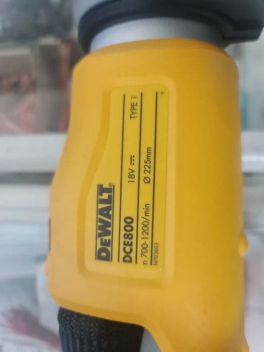Продається перфоратор електричний DeWALT 1250wt d 25601