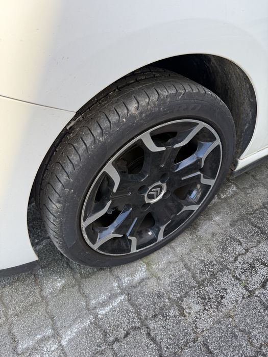 Material Citroen DS3 2012 (Completo 1.500€)