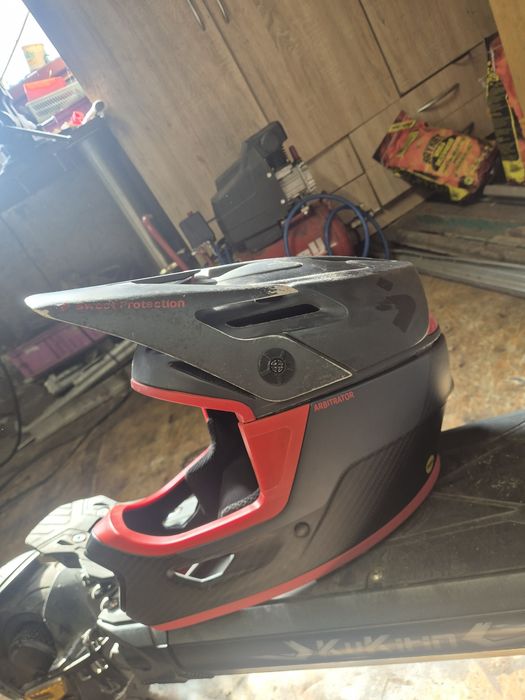 Kask Full face SWEET PROTECTION carbon