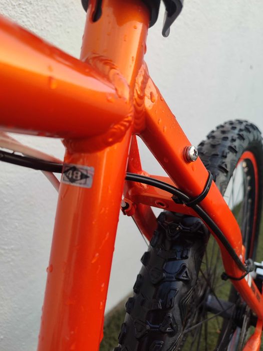 KTM KNOXVILLE, muito bem estimada