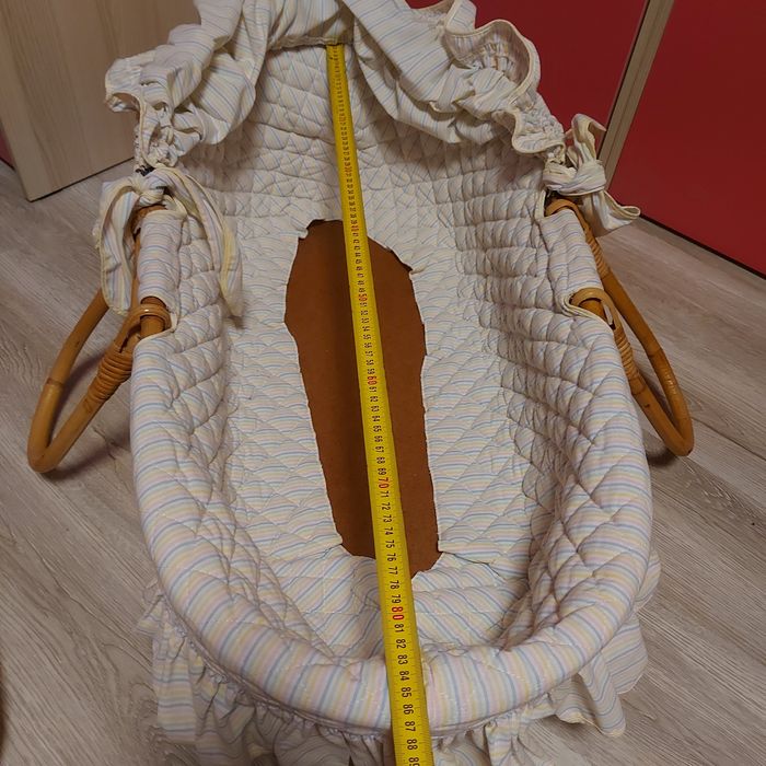 Wiklinowy kosz mojżesza z budką