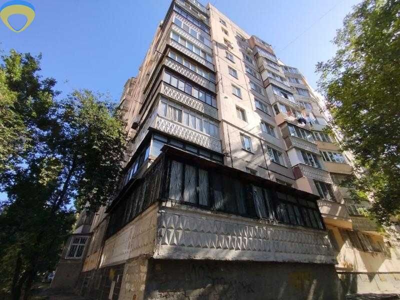 Продается  Просторная квартира - 93м2 ,можно по госпрограммам