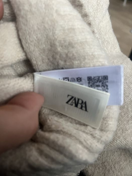 Sweterek damski Zara