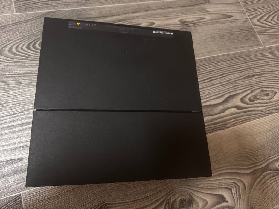 Sony PlayStation 4
