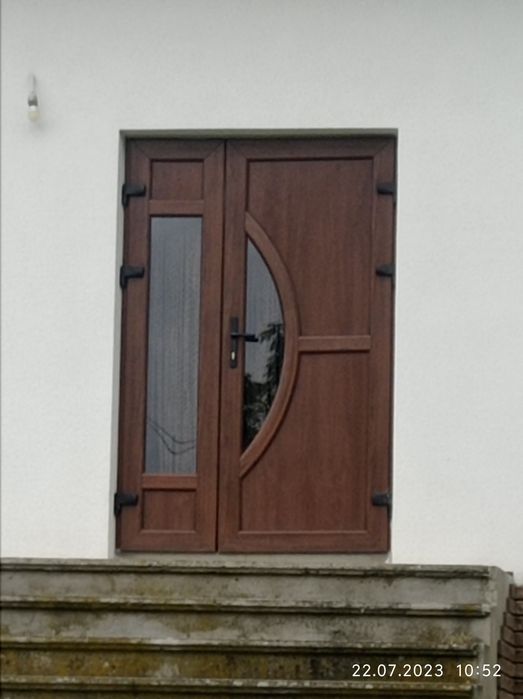 Металопластикові двері. Установка дверей Хуст.