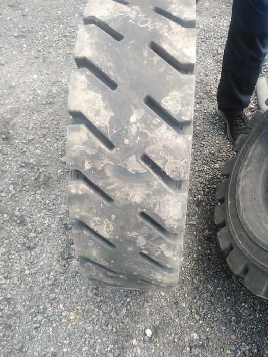 Opona 8.25R15 XZM Michelin