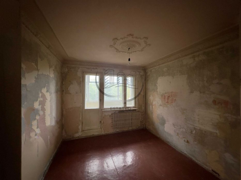 Продам 4 кімнатну квартиру, Салтівка, 626Мкр.