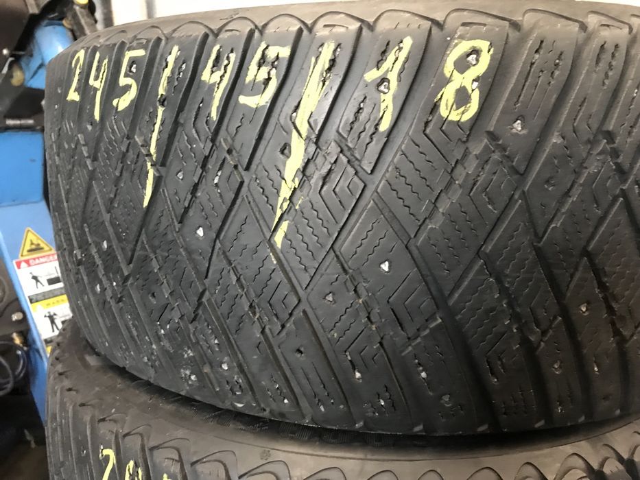 245/45/18 Goodyear ultra grip ice arctic, Зима-2 шт.
