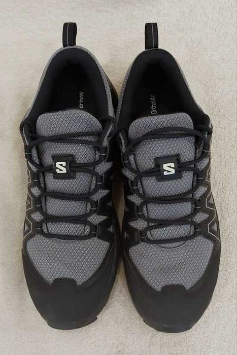Кросівки    Salomon
