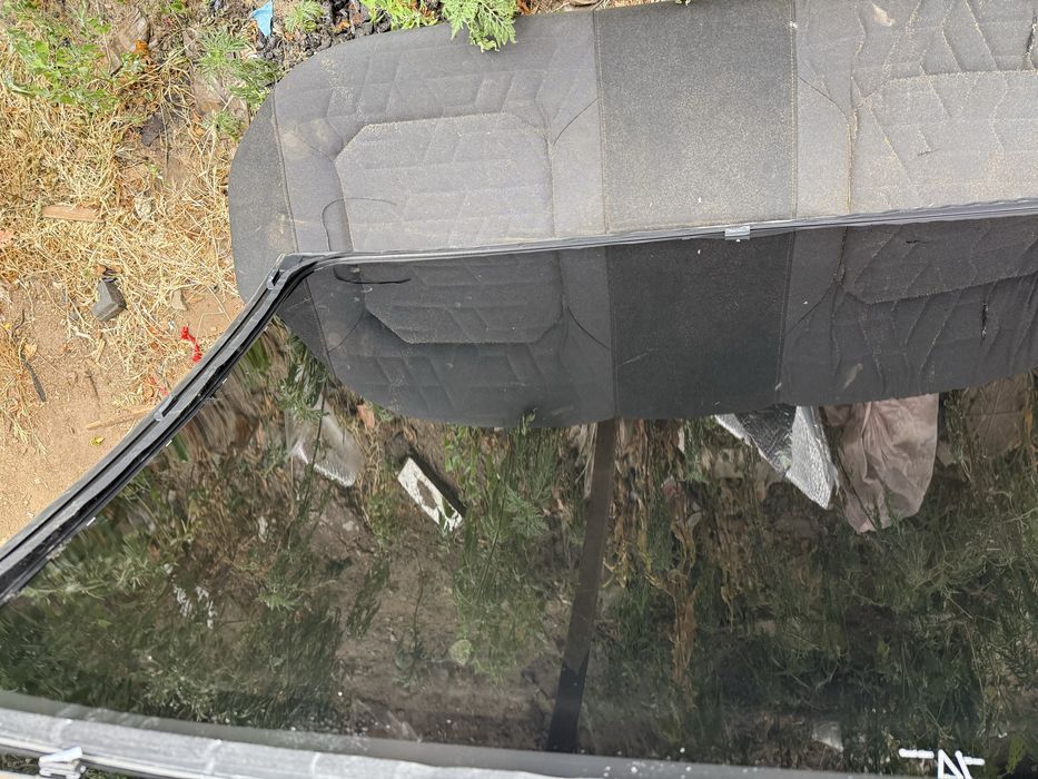 Скло верхнє панорама tesla model 3 highland