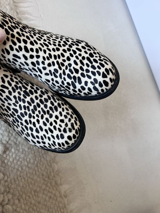 Продам чоботи Clarks
